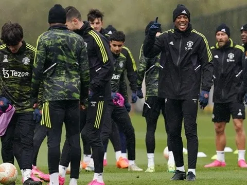 Man Utd lên kế hoạch thay máu hàng công