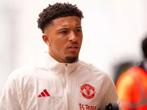 Man Utd ra đề nghị phi lý, Dortmund từ chối Sancho tức khắc