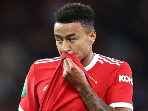 Man Utd ra giá bán Lingard bất ngờ