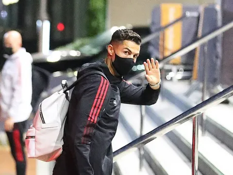 Man Utd hội quân ở khách sạn Lowry: Bất ngờ Lingard, Shaw trở lại