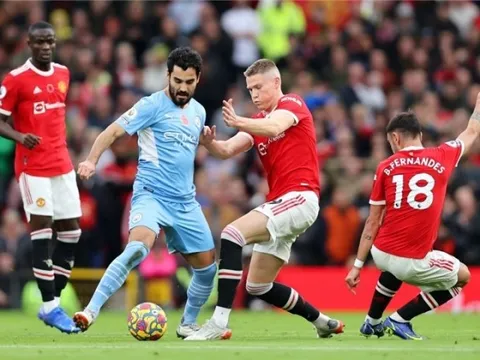 "Man Utd trông sợ hãi đến chết đi sống lại"