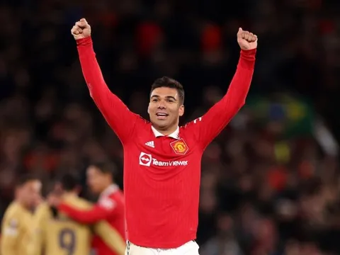 Casemiro: 'Các trận đấu ở Premier League khó chơi hơn La Liga'