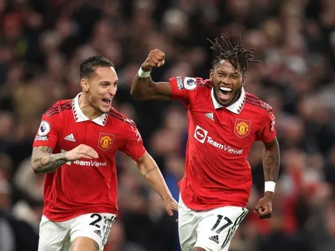 Man Utd giảm giá điên rồ bán đứt Fred