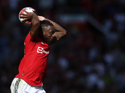 NÓNG! Điều kiện để Man Utd bán đứt Wan-Bissaka