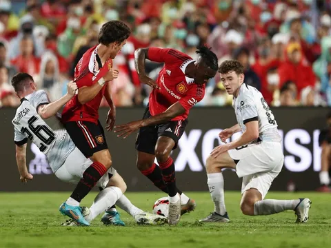 Lộ diện cầu thủ đầu tiên rời M.U, không phải Wan-Bissaka