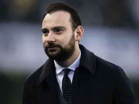 Napoli sắp có giám đốc của Juve