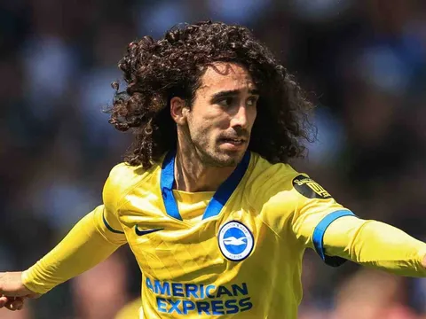 Chelsea hạ giá, Man Utd coi như đã có Cucurella