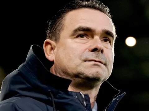 Marc Overmars - 'Thầy phù thủy' giúp Antwerp vô địch Bỉ sau 66 năm