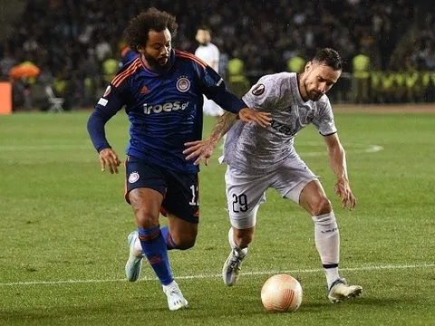 Marcelo sắp bị cắt hợp đồng vì thừa cân