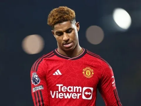 Chơi cực tệ, Rashford vẫn ''bất khả xâm phạm''