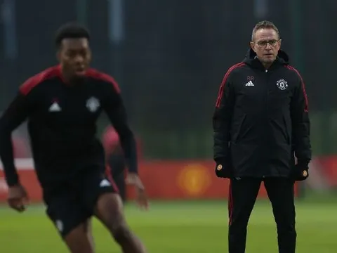 Mark Lawrenson dự đoán tỷ số trận Man Utd vs Crystal Palace