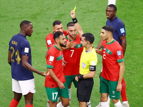 Maroc kiện trọng tài bắt chính ở trận thua Pháp