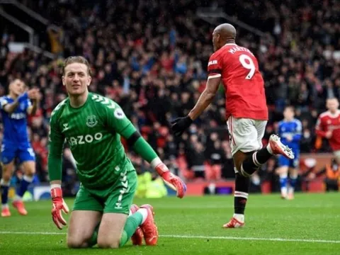 Martial đẩy Solskjaer vào thế khó, trọng dụng thế nào ở Man Utd?