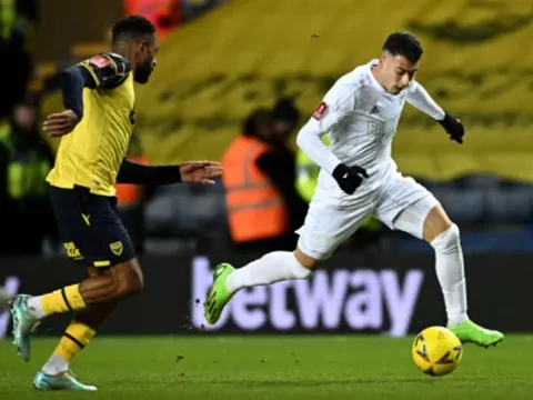 Tiếng la hét của sao Arsenal dẫn đến bàn thắng