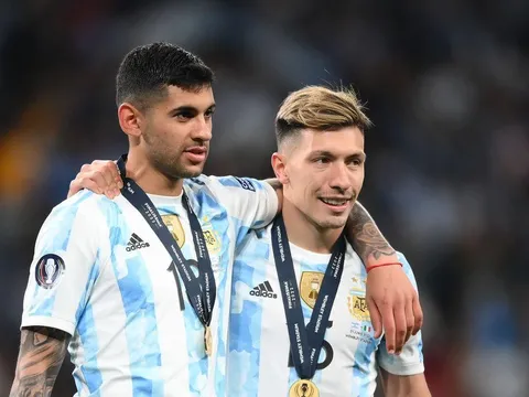 Vì sao Lisandro Martinez bị loại khỏi ĐH Argentina đấu Ba Lan