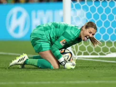 NÓNG! Thủ môn số 1 thế giới muốn rời M.U, gia nhập Arsenal