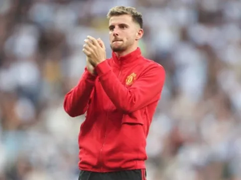 Mason Mount chấn thương có khi lại hay