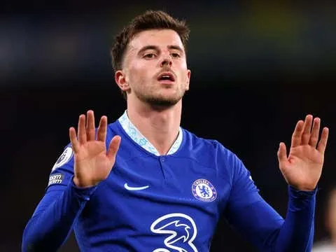 Cú sốc Mason Mount