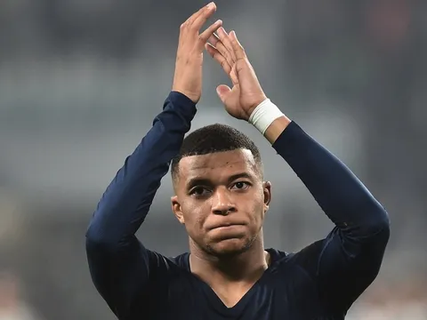 Mbappe quen biết sao Arsenal từ nhỏ