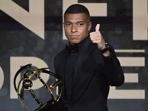 NÓNG! Mbappe 'quay xe' cực gắt với PSG