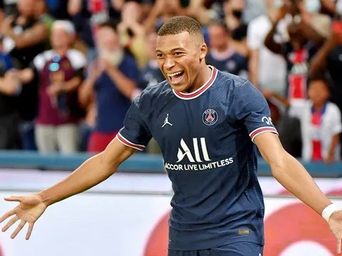 Khôi hài! PSG sắp tốn 51 triệu bảng "phí trung thành" cho Mbappe