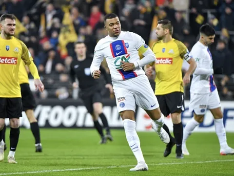Mbappe ghi 5 bàn trong ngày Messi vắng mặt