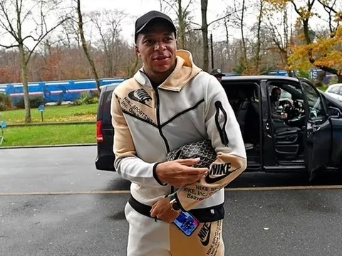 Mbappe khiến Ligue 1 run rẩy