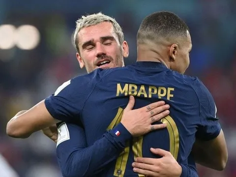 Mbappe lười chạy nhưng Griezmann đã ở đó