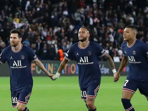 "Không HLV nào có thể sử dụng bộ ba tấn công này cùng nhau"