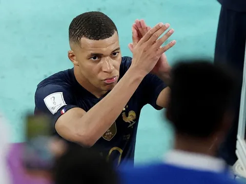 Mbappe phớt lờ FIFA