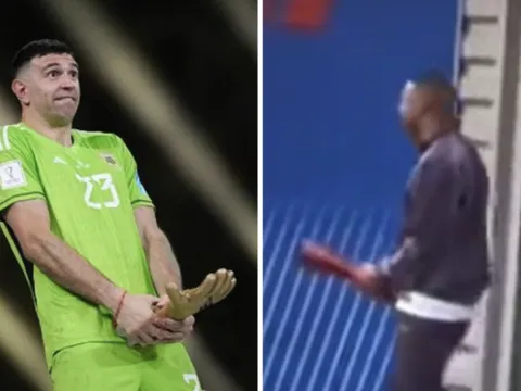 Mbappe tái hiện màn ăn mừng phản cảm của Martinez