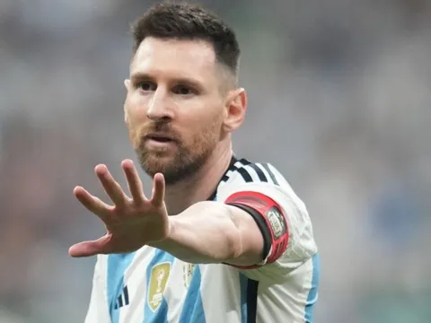 Lý do Messi từ chối quay lại Barcelona