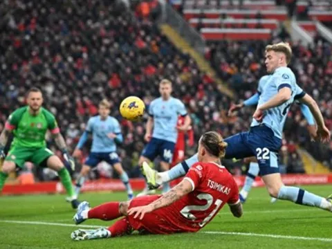 "Tình huống giống như trận đấu giữa Newcastle và Arsenal"