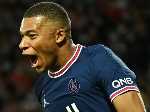 Mẹ của Mbappe gặp GĐTT Leonardo, xác nhận đàm phán với PSG
