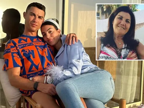 Mẹ Ronaldo bác tin đồn con trai 'chán ngấy' Georgina