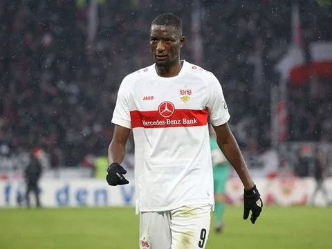 Tiền đạo "mắn bàn" nhất Bundesliga hiện tại bất ngờ dính chấn thương