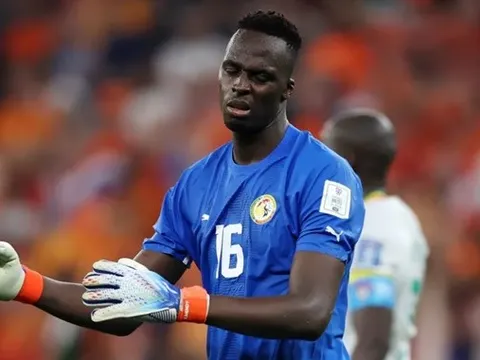 Sao Chelsea được chào bán đến Tottenham