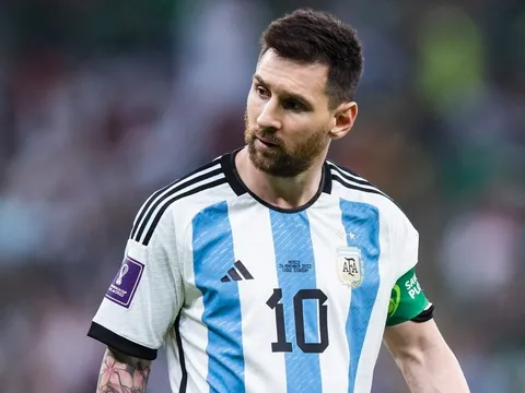 Messi: "Con trai tôi khóc sau thất bại của Argentina trước Ả Rập Xê Út"