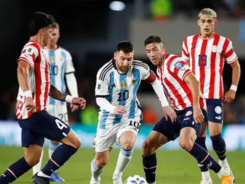 Messi bỏ lỡ siêu phẩm, Argentina giành 9 điểm tuyệt đối