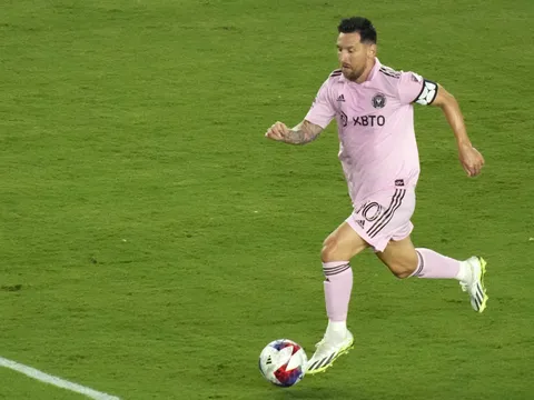 Messi bùng nổ ở Inter Miami: Bóng đá kiểu Hollywood