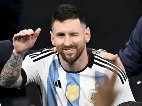 Messi hay nhất châu Âu năm 2022