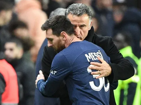 "Gia hạn với Messi là một ý tưởng rất tồi tệ"