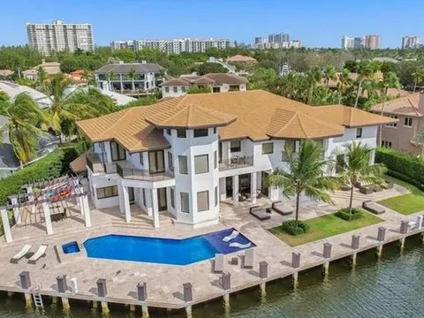 Messi tậu biệt thự tuyệt đẹp hơn 10 triệu USD ở Miami