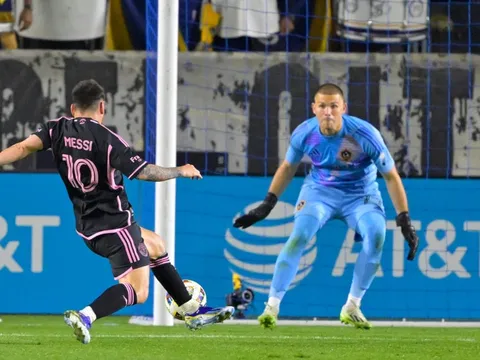Messi và Alba ban bật như thời ở Barca