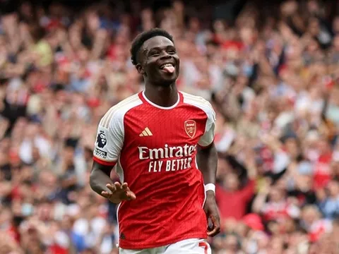 Arsenal định giá cực khủng cho Bukayo Saka