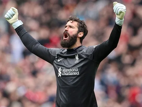 Danh sách đề cử Yashin Trophy không có Alisson Becker là thiếu sót quá lớn