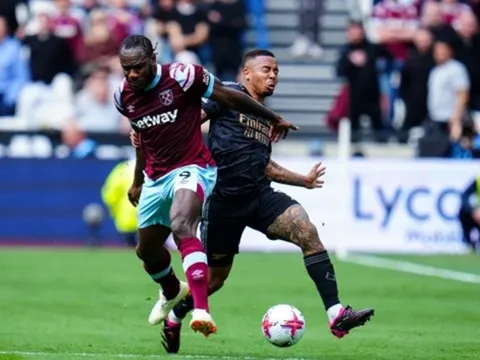 "Tôi thực sự muốn Arsenal vô địch Premier League"