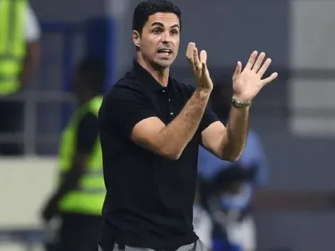 "Một tin tức khủng khiếp dành cho Arsenal"