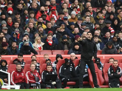 Mikel Arteta đã tạo sức ép lên Nuno Tavares thế nào để anh bùng nổ trước Newcastle?