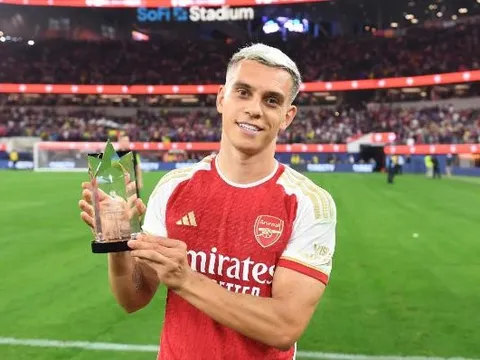 Mikel Arteta khen ngợi ngôi sao 'khó lường' của Arsenal